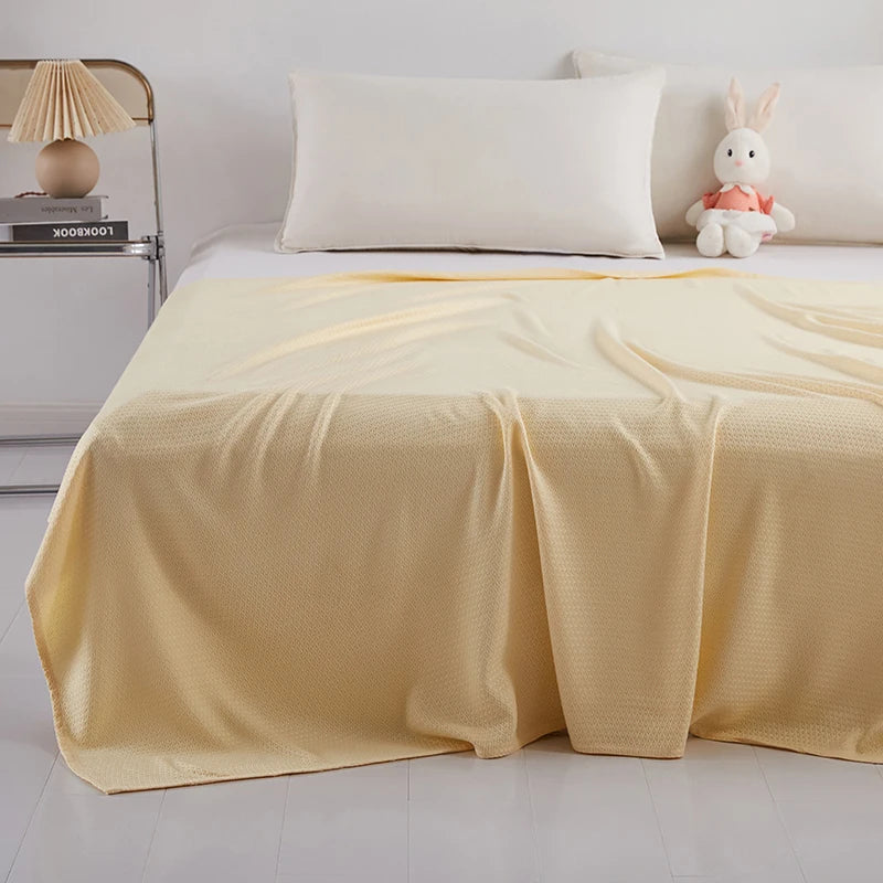 BambooCloud™ - Pure Bamboo Fiber Cooling Blanket | Lightweight Summer Quilt for Restful Sleep