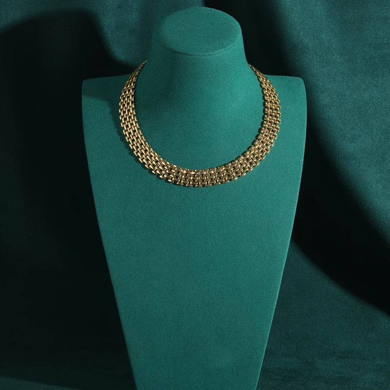 GoldenCollar™ - Vintage Box Chain Choker Necklace | Timeless Elegance & Antique Gold Craftsmanship
