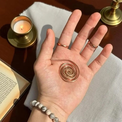 Ancestral Copper Spiral - Energetic Palm Ring | Ancient Connection and Well-being