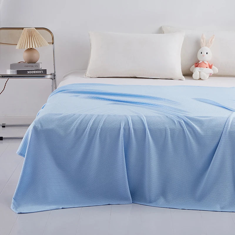BambooCloud™ - Pure Bamboo Fiber Cooling Blanket | Lightweight Summer Quilt for Restful Sleep